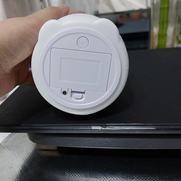 Super Adorable Silicone LED Night Light Lamp Nightstand Multicolor - Picture 4 of 6